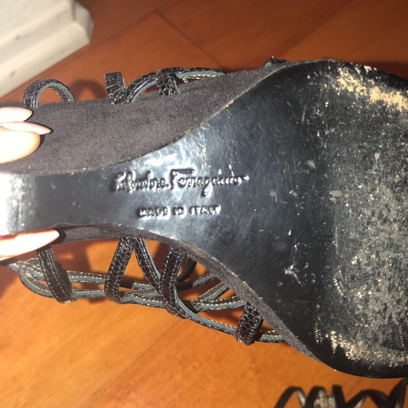 Beautiful Salvatore Ferragamo Wedge Sandal! - Picture 7 of 8